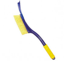 Щетка для снега Goodyear WB-04 со съемным скребком 55см