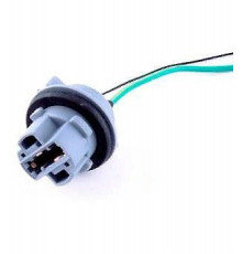 Колодка лампы W21W (2 контакта, гнездовая, термостойкий пластик, провода) "ДИАЛУЧ" КЛД010