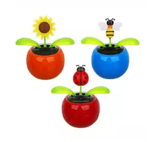 Игрушка на приборную панель на солнечной батарее NG