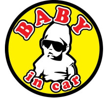 Наклейка БЭБИ ИН КАР ,виниловая 12x12