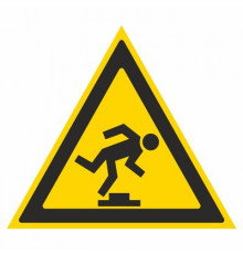 Наклейка Знак "Осторожно. Малозаметное препятствие", самокл.W 14 "ГОСТ Р 12.4.026-2001_