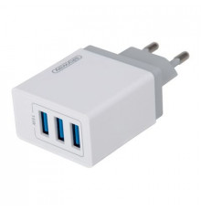 Зарядное устройство (адаптер) 220V 15W USBx3 (3A) SKYWAY белый