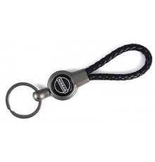 Брелок металл, кожа Ниссан черный на подвеске 13,5*3 см