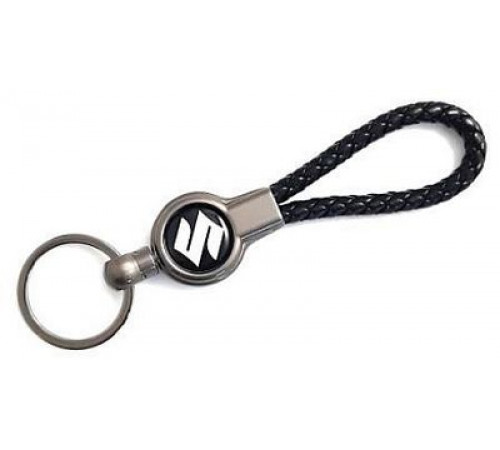 Брелок металл, кожа Сузуки черный на подвеске 13,5*3 см