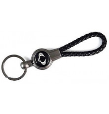 Брелок металл, кожа Санг Йонг черный на подвеске 13,5*3 см