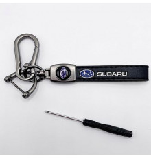 Брелок металл,кожа Субару 14,5*2 см  черный в комплекте отвертка